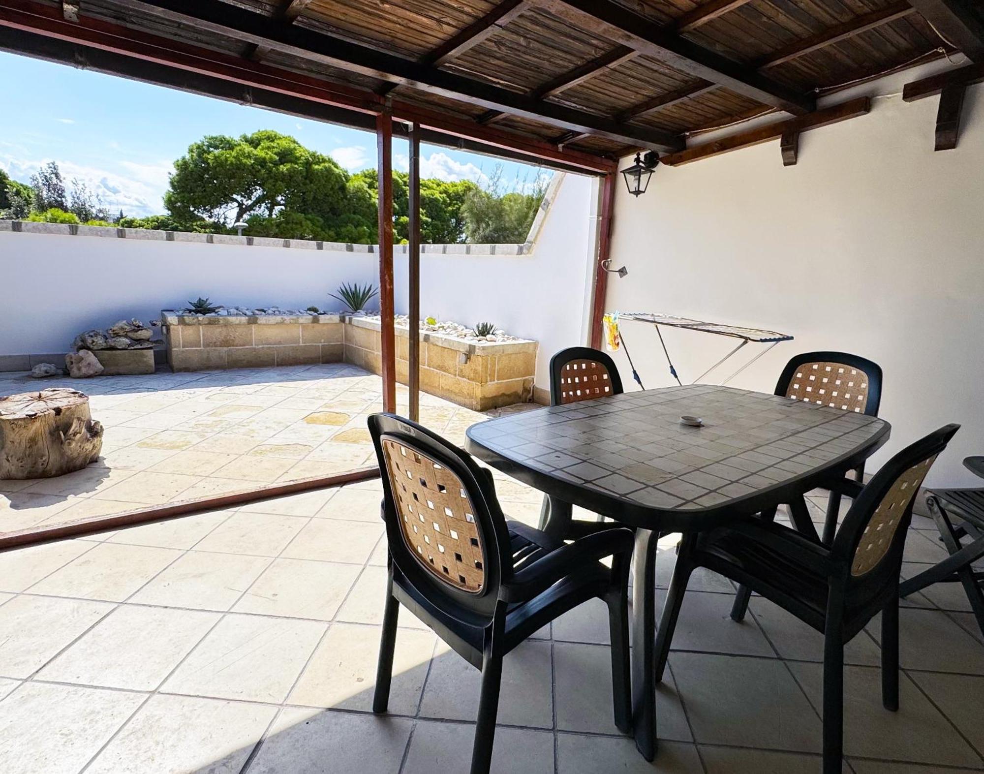 레체 Casa Chiara, Roof Terrace, 100M To The Historical Center 아파트 외부 사진